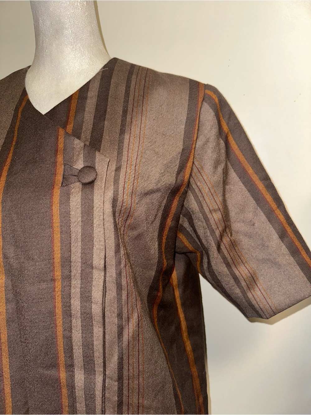 Vtg 70s Brown & Orange Vertical Striped Dress - Picture 2 of 8